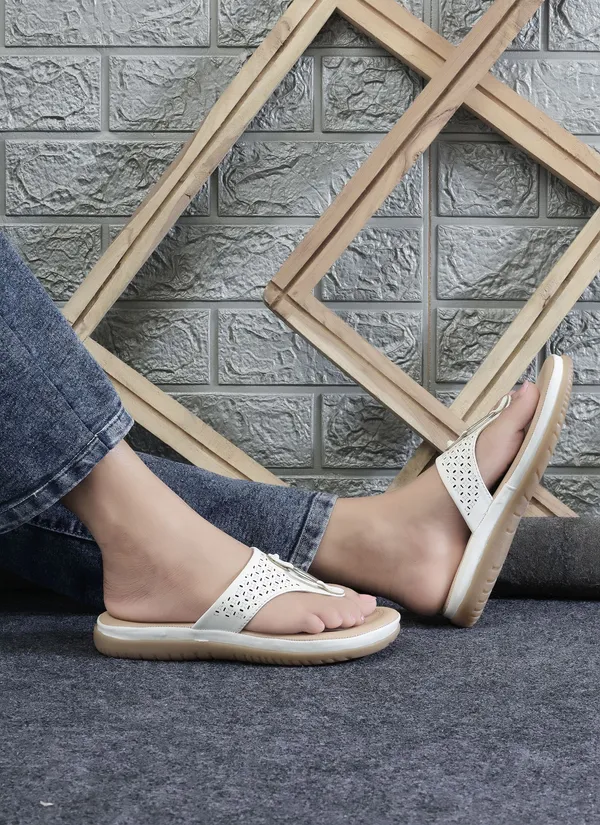 White_Synthetic_Leather_Premium_Slip-On_For_Women