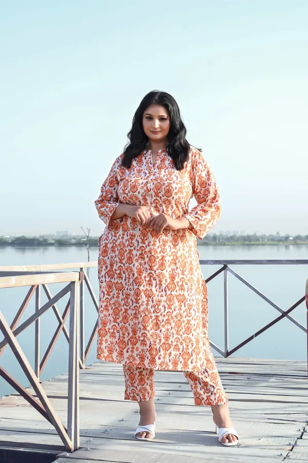Off_White_Cotton_Premium_&_Elegant_Kurta_&_Pant_Set_For_Women