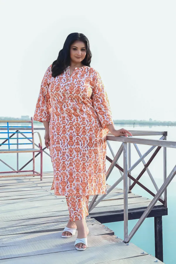 Off_White_Cotton_Premium_&_Elegant_Kurta_&_Pant_Set_For_Women