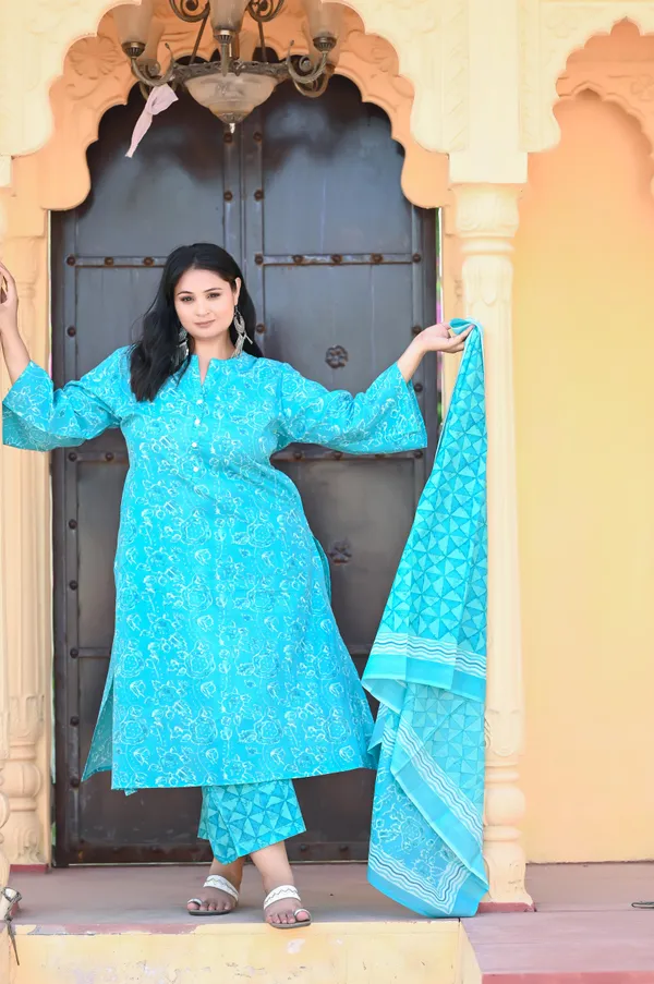 Ferozi_Cotton_Premium_&_Elegant_Kurta_&_Pant_Set_For_Women