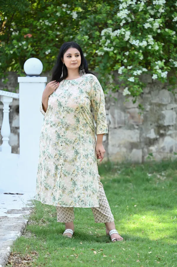 Peach_Cotton_Premium_&_Elegant_Kurta_&_Pant_Set_For_Women