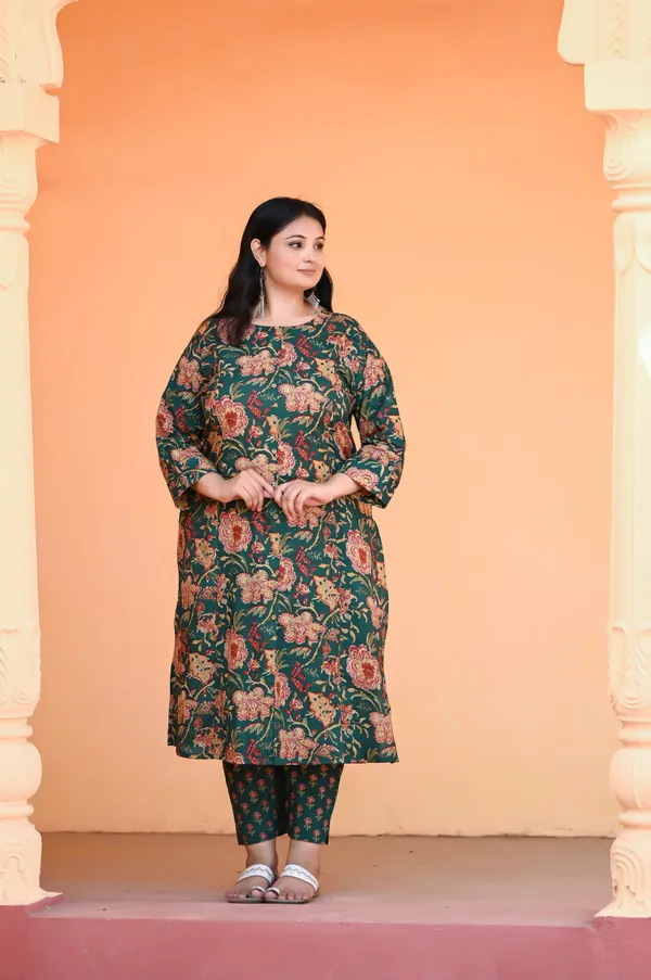 Green_Cotton_Premium_&_Elegant_Kurta_&_Pant_Set_For_Women