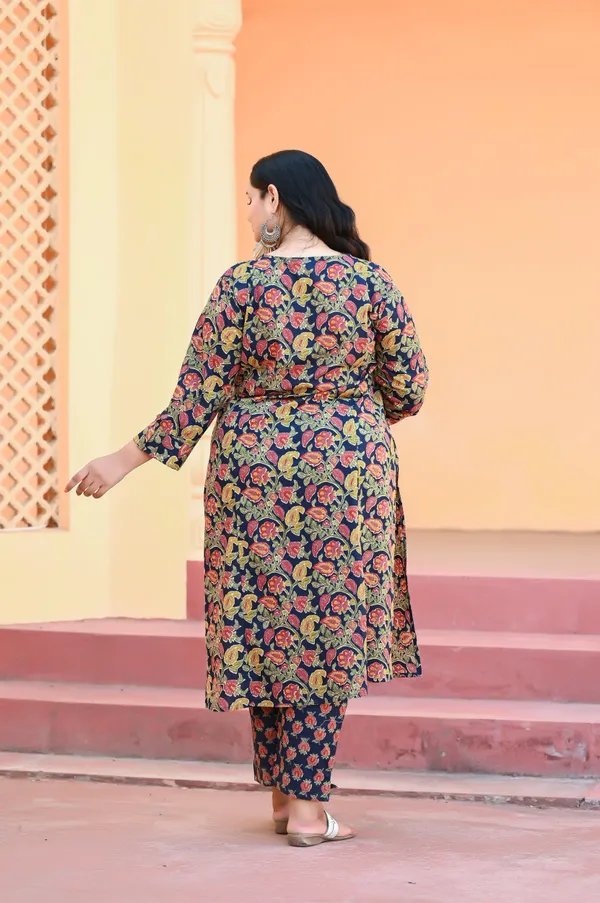 Navy_Blue_Cotton_Premium_&_Elegant_Kurta_&_Pant_Set_For_Women