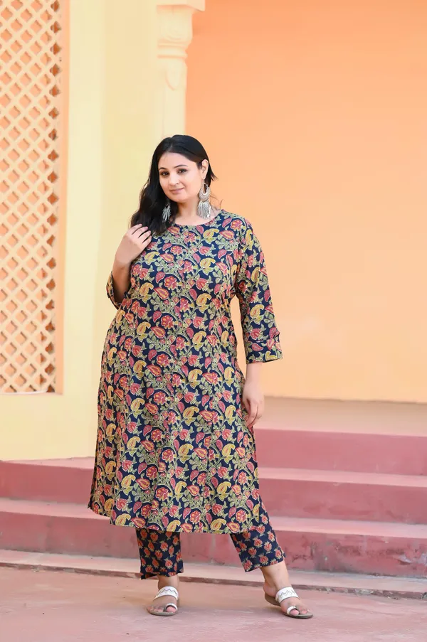 Navy_Blue_Cotton_Premium_&_Elegant_Kurta_&_Pant_Set_For_Women
