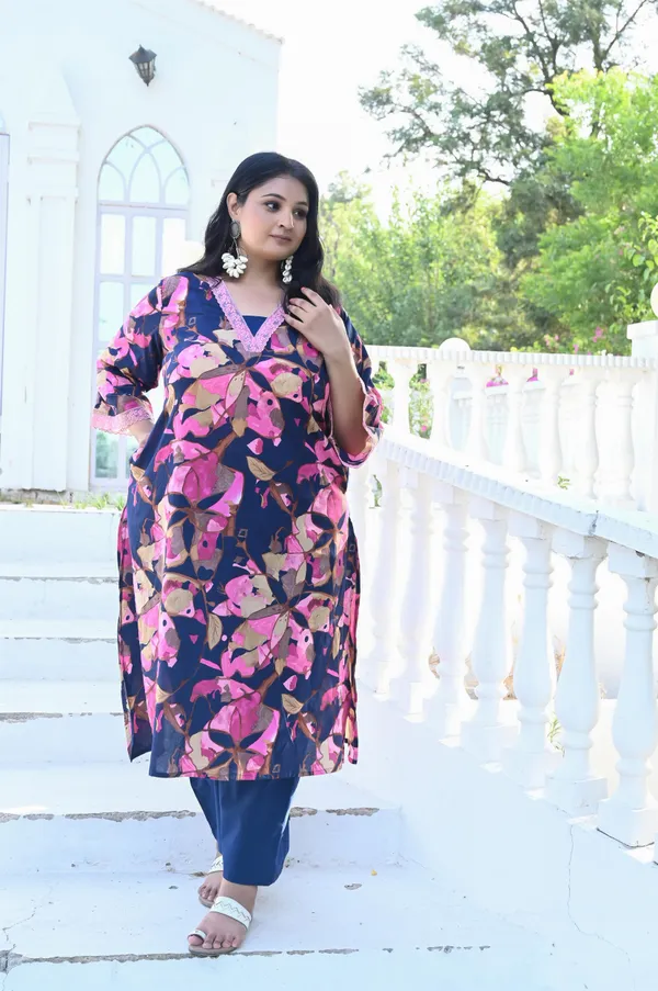 Navy_Blue_Cotton_Premium_&_Elegant_Kurta_&_Pant_Set_For_Women