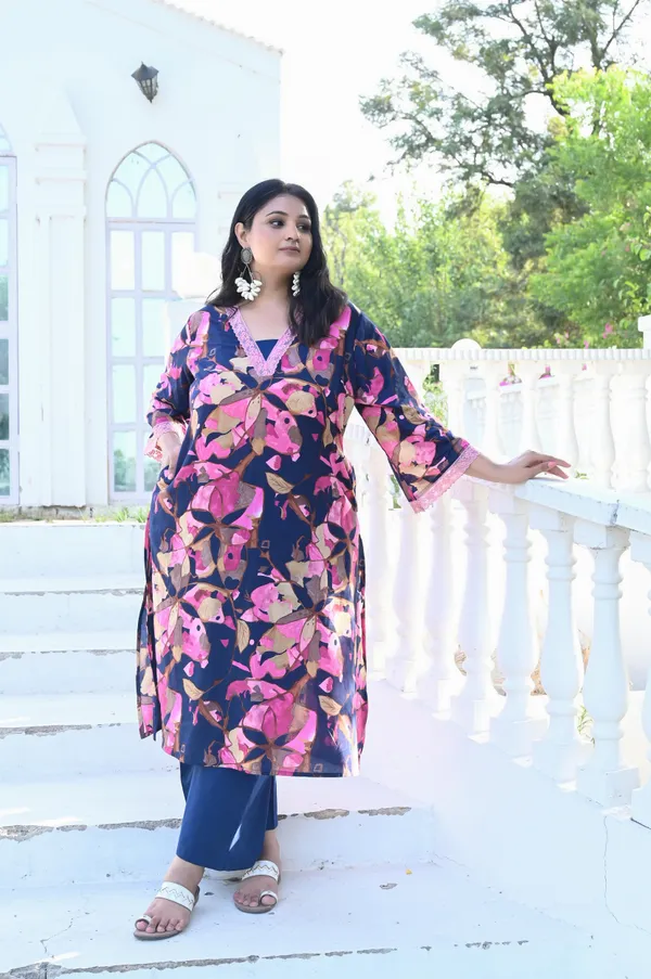 Navy_Blue_Cotton_Premium_&_Elegant_Kurta_&_Pant_Set_For_Women