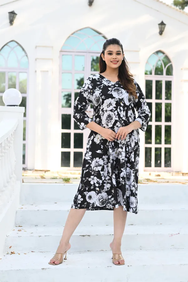 Mustard_Chanderi_Silk_Premium_&_Elegant_Kurta_&_Pant_Set_For_Women