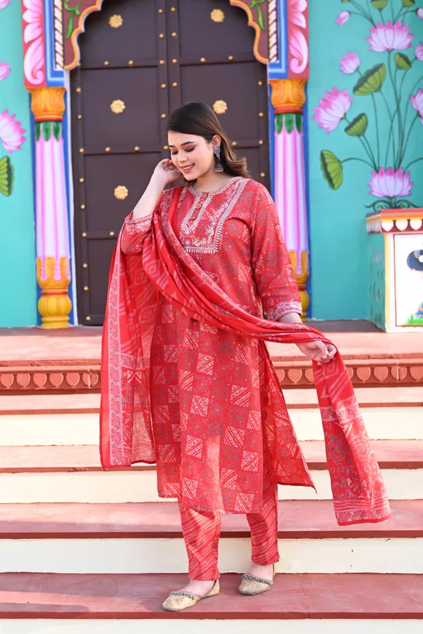 Red_Muslin_Premium_&_Elegant_Kurta_&_Pant_Set_For_Women