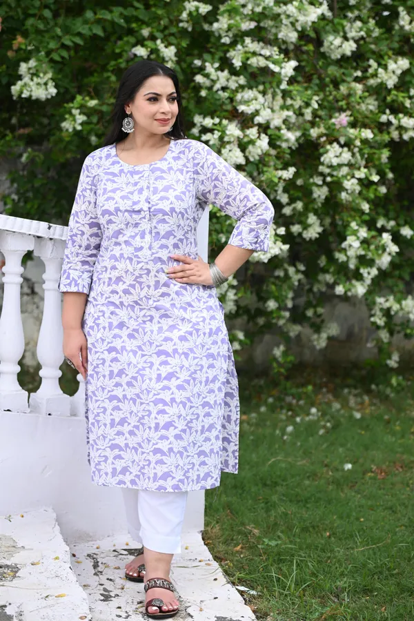 Lavender_Cotton_Premium_&_Elegant_Kurta_For_Women