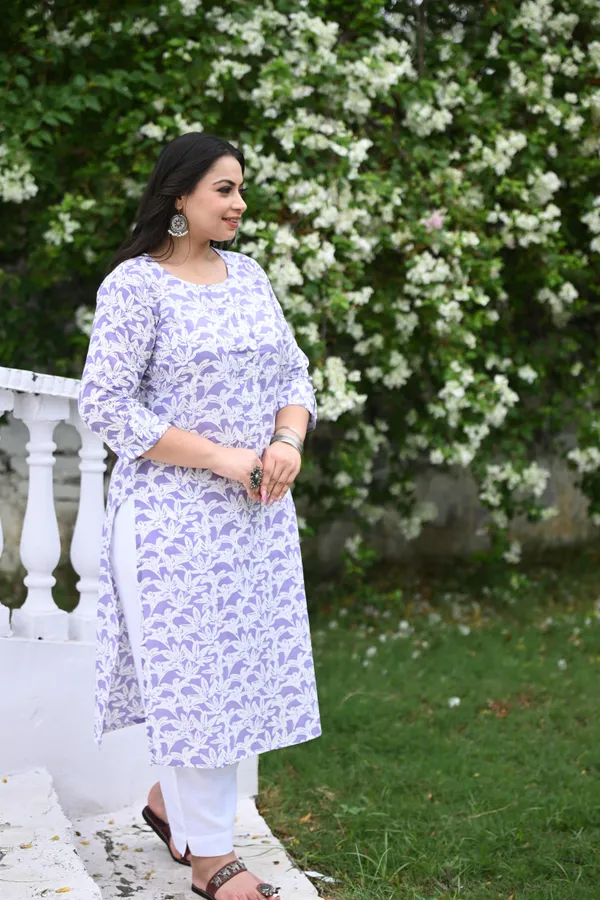 Lavender_Cotton_Premium_&_Elegant_Kurta_For_Women