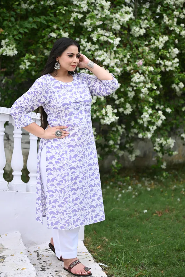 Lavender_Cotton_Premium_&_Elegant_Kurta_For_Women