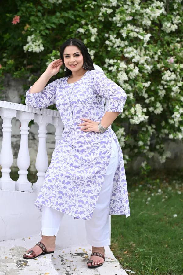 Lavender_Cotton_Premium_&_Elegant_Kurta_For_Women