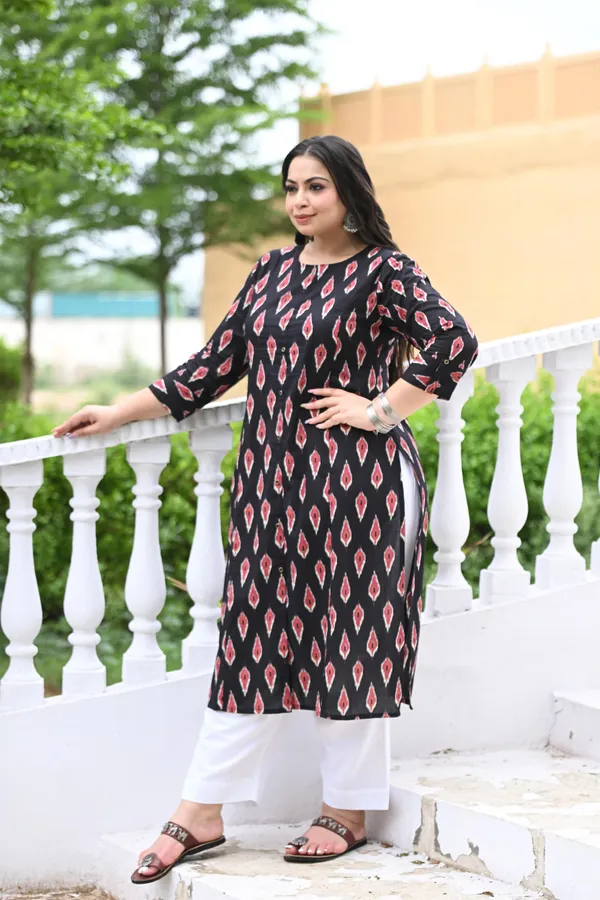 Black_Cotton_Premium_&_Elegant_Kurta_For_Women