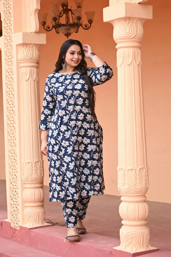 Navy_Blue_Cotton_Premium_&_Elegant_Kurta_For_Women