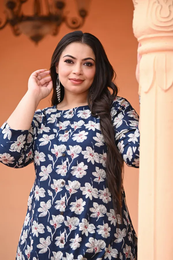 Navy_Blue_Cotton_Premium_&_Elegant_Kurta_For_Women