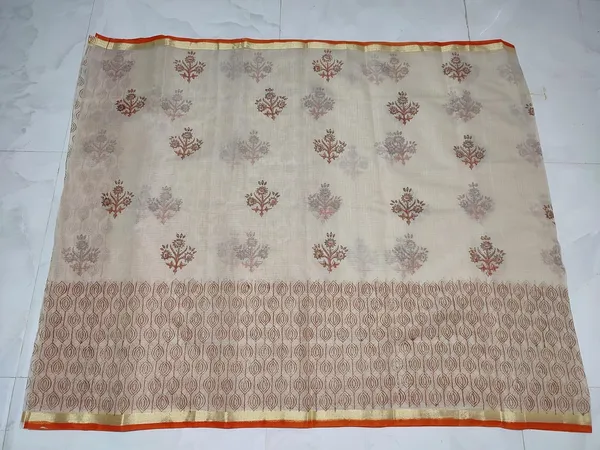 Women's_Kota_Doria_Block_Printed_Saree_with_Self_Blouse