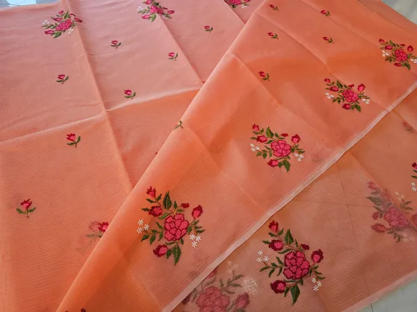 Women's_Kota_Doria_Saree_With_Stylish_FLoral_Embroidery_With_Extra_Contrast_blouse