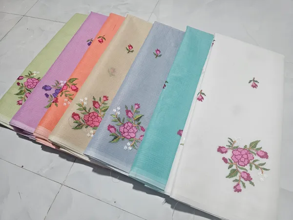 Women's_Kota_Doria_Saree_With_Stylish_FLoral_Embroidery_With_Extra_Contrast_blouse