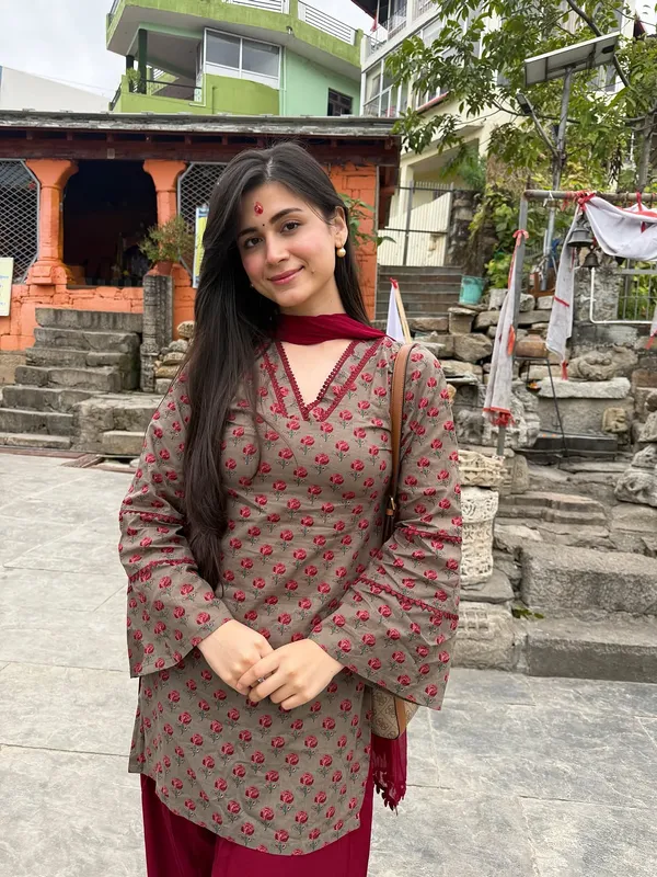 Desi_Biba_Farshi_Set