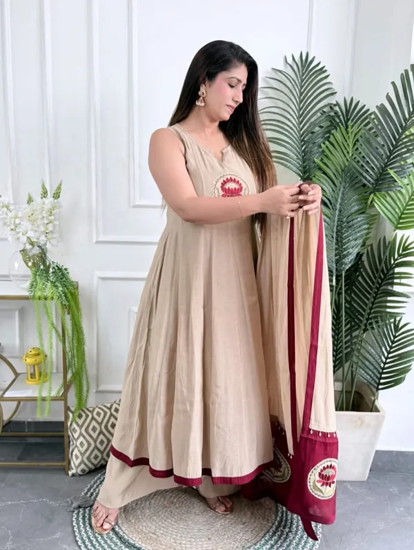 Diwali_Special_Kalidar_Anarkali_Set