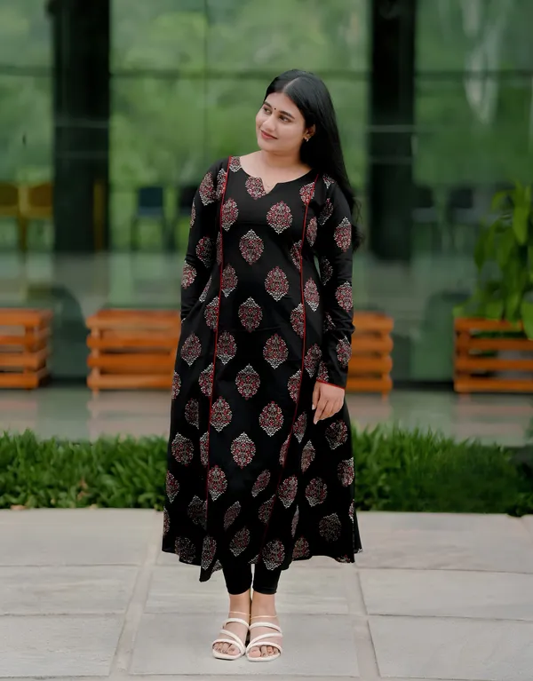 Roz_Black_Aline_kurti_pant_set