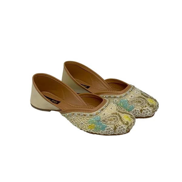 Cream_Vegan_Leather_Premium_&_Elegant_Flats_For_Women