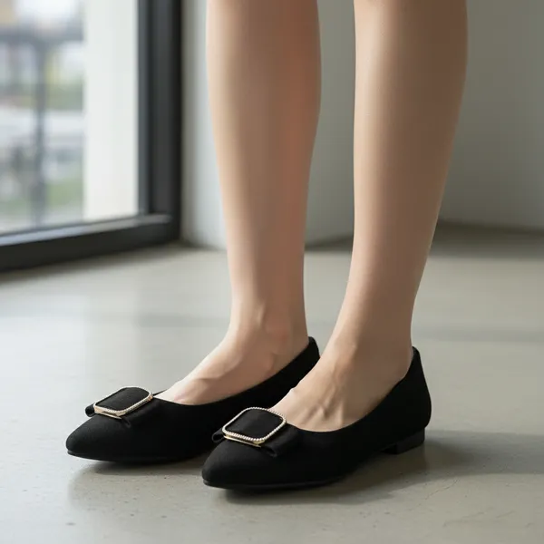 Black_Vegan_Leather_Premium_&_Elegant_Flats_For_Women
