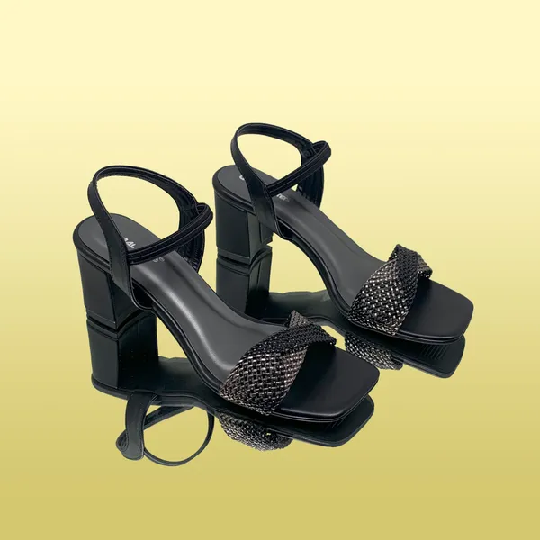 Black_Vegan_Leather_Premium_&_Elegant_Heels_For_Women