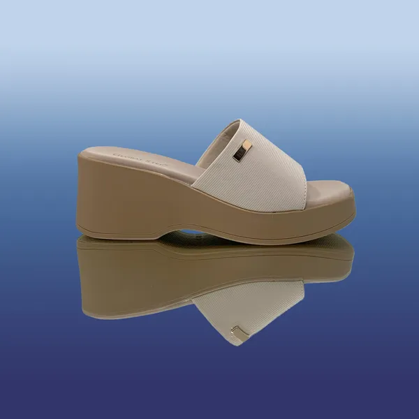 Beige_Vegan_Leather_Premium_&_Elegant_Slippers_For_Women