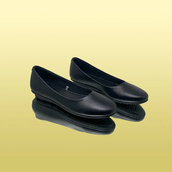 Black_Vegan_Leather_Premium_&_Elegant_Flats_For_Women