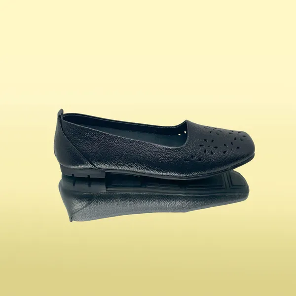 Black_Dry-Milled_Leather_Premium_&_Elegant_Ballerinas_For_Women