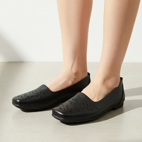 Black_Dry-Milled_Leather_Premium_&_Elegant_Ballerinas_For_Women