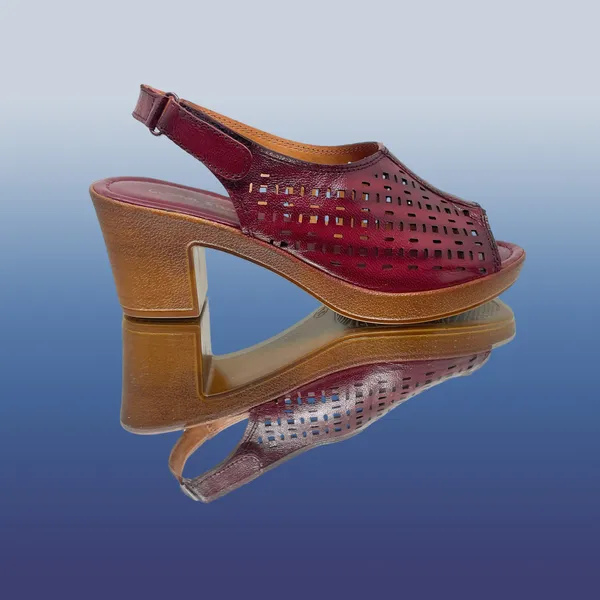Marron_Varnish_Leather_Premium_&_Elegant_Heels_For_Women