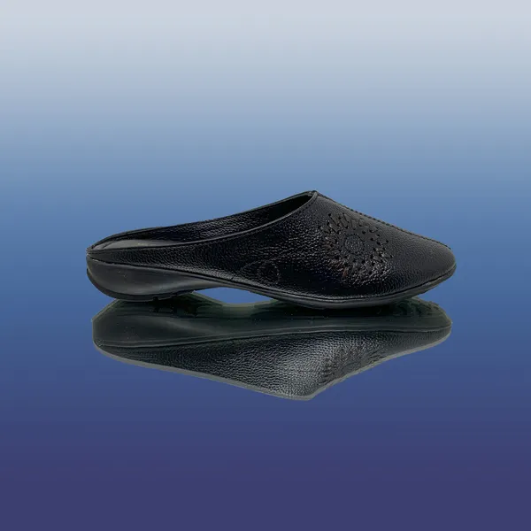 Black_Dry-Milled_Leather_Premium_&_Elegant_Closed_Toe_For_Women