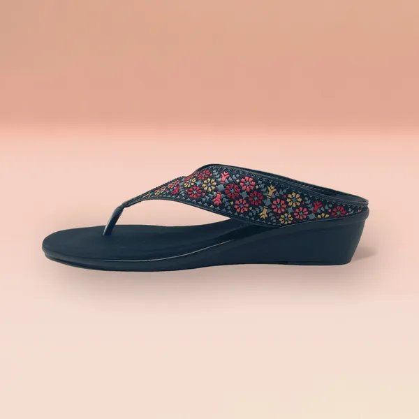 Black_Vegan_Leather_Premium_&_Elegant_Flatforms_Flats_For_Women