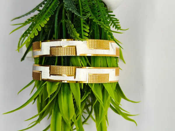 Set_of_2_Sona_Bold_Geometric_Dual_Tone_Anti_Tarnish_Kada_Bangle
