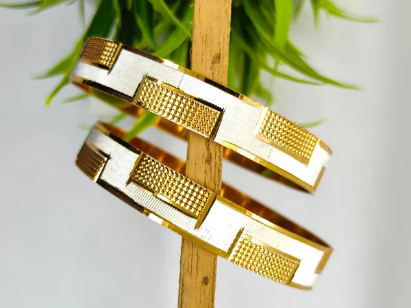 Set_of_2_Sona_Bold_Geometric_Dual_Tone_Anti_Tarnish_Kada_Bangle