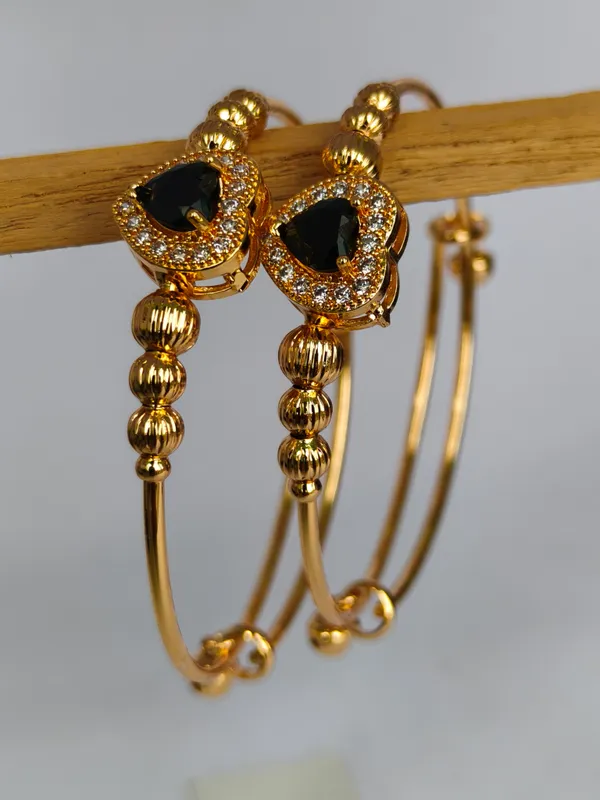 Chabi_Gold_Plated_Anti_Tarnish_Heart_Bracelet
