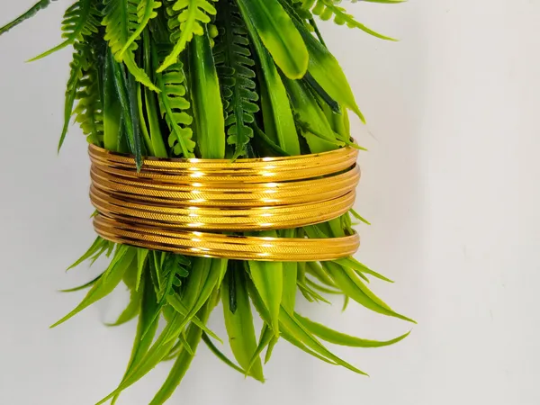 Set_of_4_Suhani_Glossy_Antique_Golden_Finish_Anti_Tarnish_Bangle