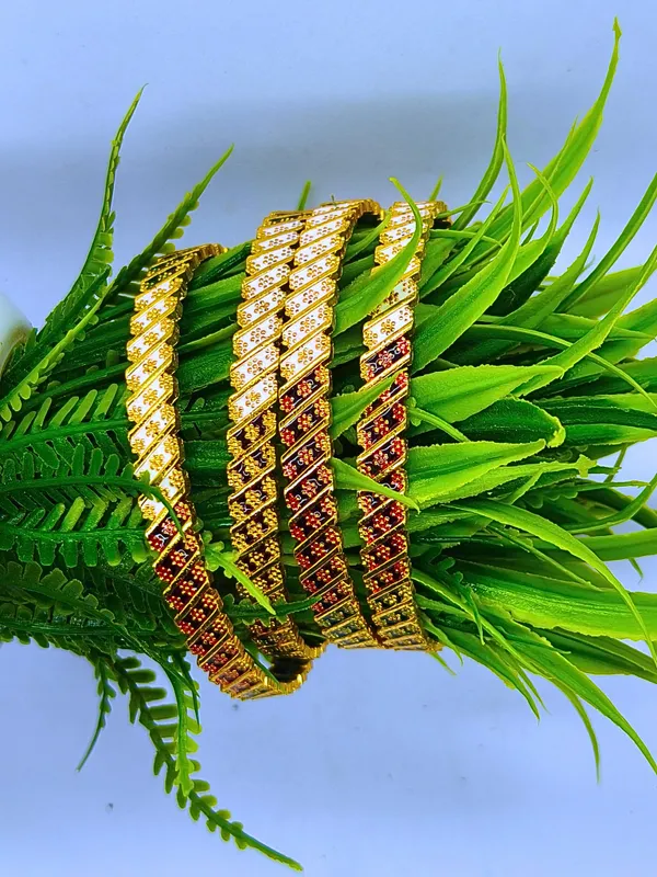 Set_of_4_Hema_Tri_Tone_Floral_Anti_Tarnish_Bangle