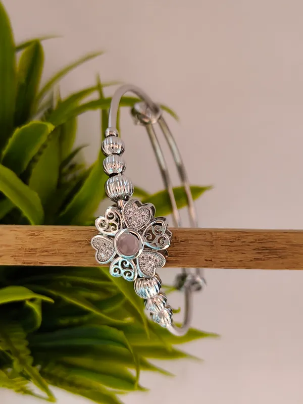 Nisha_Silver_Plated_Anti_Tarnish_Bracelet