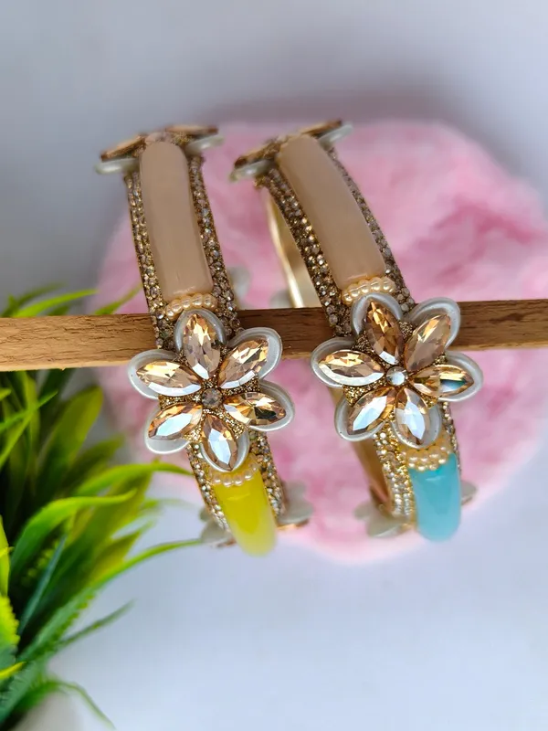 Set_of_2_Aradhya_Floral_Meenakari_Anti_Tarnish_Kada_Bangle