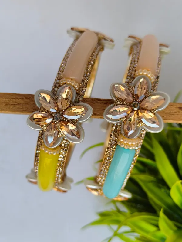 Set_of_2_Aradhya_Floral_Meenakari_Anti_Tarnish_Kada_Bangle