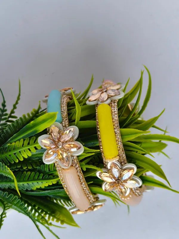 Set_of_2_Aradhya_Floral_Meenakari_Anti_Tarnish_Kada_Bangle