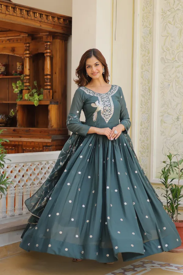 Gray_Star_Georgette_Gown_For_Women
