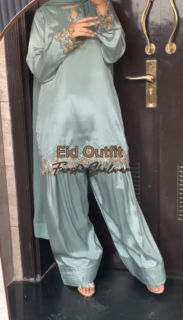 Light_Green_Silk_Cotton_Salwar_Suit_For_Women