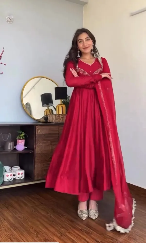 Red_Cotton_Anarkali_Suit_For_Women