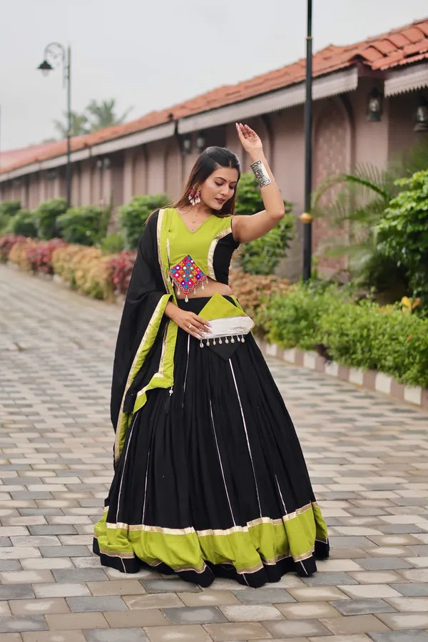 Black_&_Green_Cotton_Lehenga_Choli_For_Women