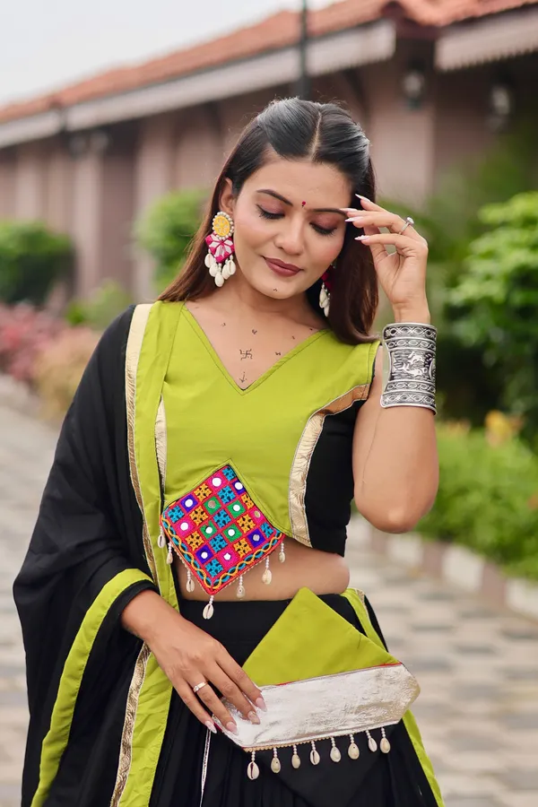 Black_&_Green_Cotton_Lehenga_Choli_For_Women