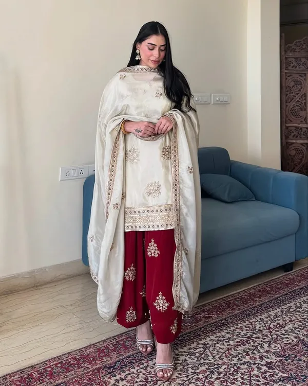 White_Chinon_Salwar_Suit_For_Women